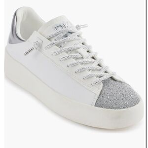 DKNY Garren Mule Sneakers Women’s Size 8 – White Silver Glitter Toe – Brand New